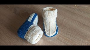 Красивые бесшовные пинетки. Beautiful baby booties