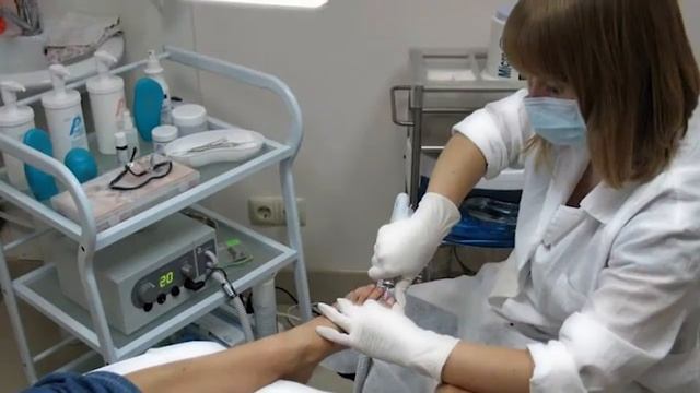 Салон красоты: Плюс смотреть онлайн