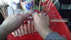 Узор красивая"верёвочка" из двух для квадратной корзинки