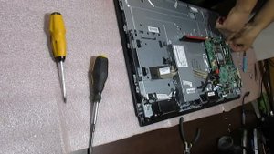 Повне розбирання моноблоку Lenovo ThinkKCentre M900z. Полная разборка Lenovo ThinkKCentre M900z.