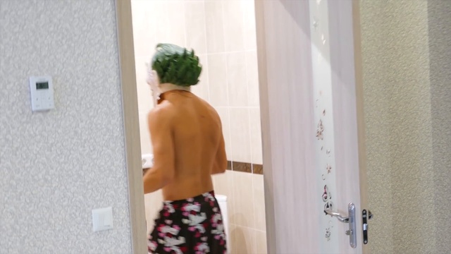 У Джокера случилась неприятность-потерял РУКУ! Сможет ли Доктор ему помочь? смотреть онлайн