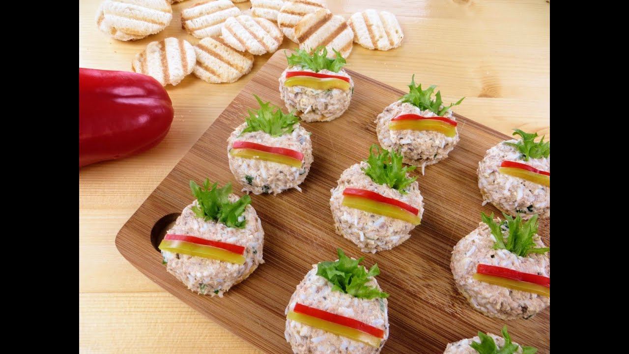 Используем простые продукты для праздничного рецепта / Рецепт закуски из консервы