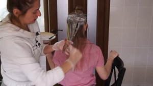 ОКРАШИВАНИЕ НАТУРАЛЬНЫХ ВОЛОС В БЛОНД БЕЗ ОБЕСЦВЕЧИВАНИЯ В ДОМАШНИХ УСЛОВИЯХ / #ВикторияБу