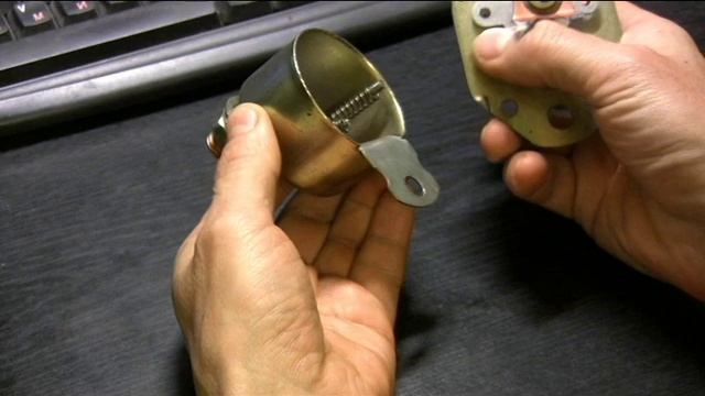 Выбираем выключатель массы для своего авто (с вскрытием) смотреть онлайн