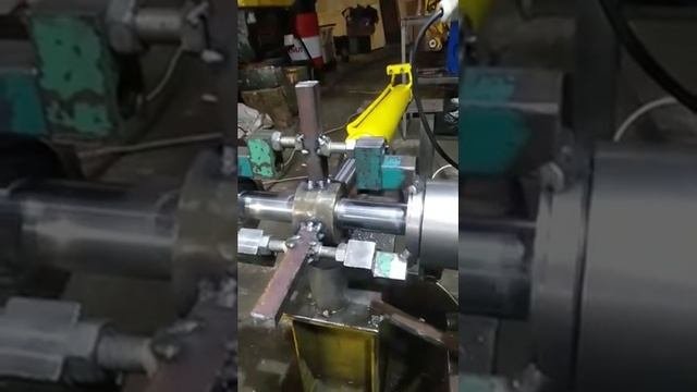 Расточка проушины штока гидроцилиндра