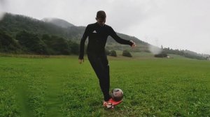 Как научиться делать трюк по футболу⚽️