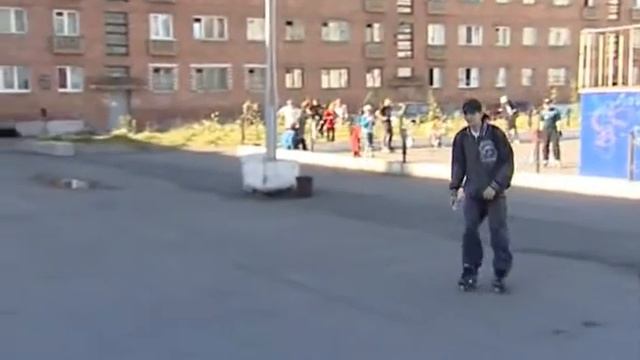 И роллеры тоже участвуют.flv смотреть онлайн