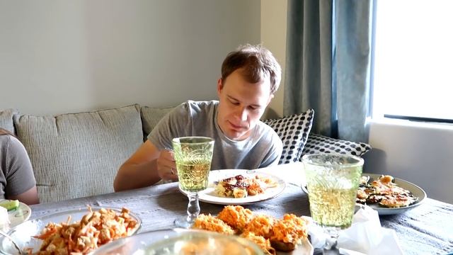 ДЕНЬ РОЖДЕНИЯ В ЛАС-ВЕГАСЕ. СИДИМ ДОМА смотреть онлайн