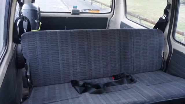 1999 Mitsubishi L300