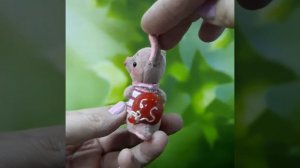 Artist toys: Piglet the snail