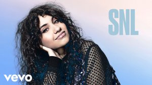 Alessia Cara - 'Scars to Your Beautiful' (Live On SNL)