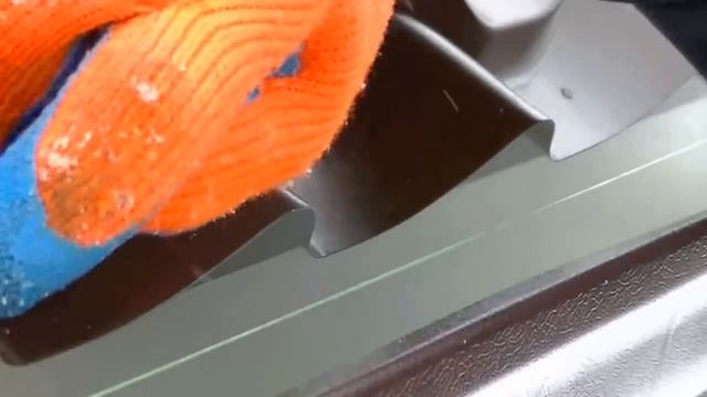 КОСЯК монтажа ЧЕРЕПИЦЫ и ОБРЕШЁТКИ!!!  КАК РОВНО настелить металочерепицу параллельно скату крыши.