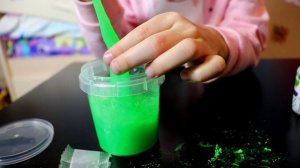 Кислотный Слайм. ЧТо мы сделали не так?! Слайм прилип к рукам!