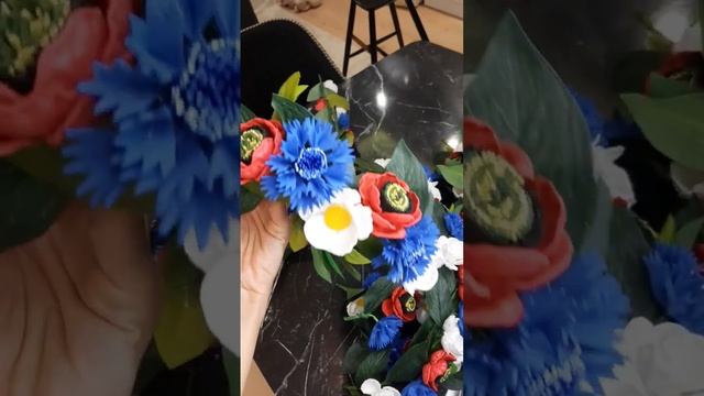 Венок из полевых цветов ?  Wildflower wreath ?