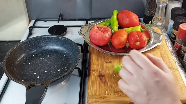 Köy evinde pazar kahvaltısı tarifleri Ekmeğini kap gel Lezzetli biberli kahvaltılık смотреть онлайн