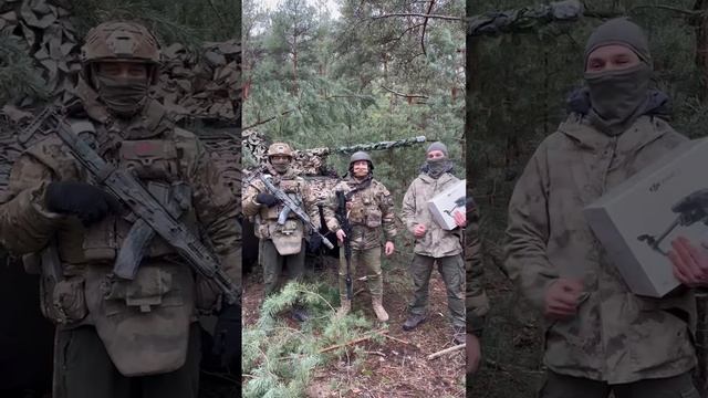 Московские суворовцы поздравили воинов СВО с наступающи Новым годом