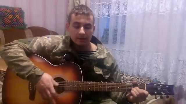 Песни под гитару, красиво поет, Аленка смотреть онлайн