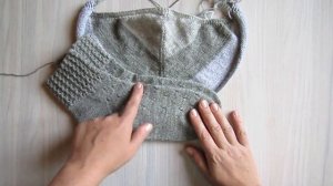 Продолжаю вязание шали из остатков пряжи.