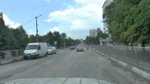 Крым. А чё? Рванули в Бахчисарай за продуктами?