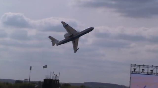 МАКС-2015: взлет БЕ-200 смотреть онлайн