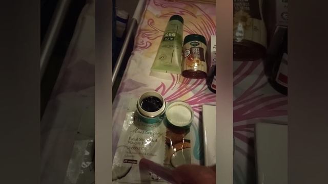 УВЛАЖНЯЕТ ОЧИЩАЕТ и РАЗГЛАЖИВАЕТ #маскадлялица #уголь #пилинглица