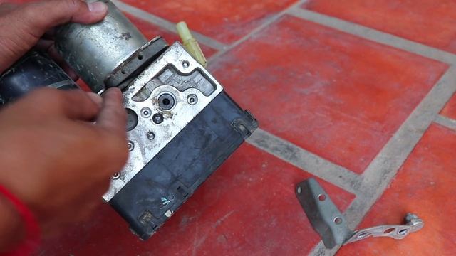 Repair Motor ABS Brake Toyota Prius work back 100% смотреть онлайн