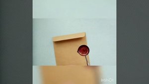 Сургучная печать и сургуч на конверте