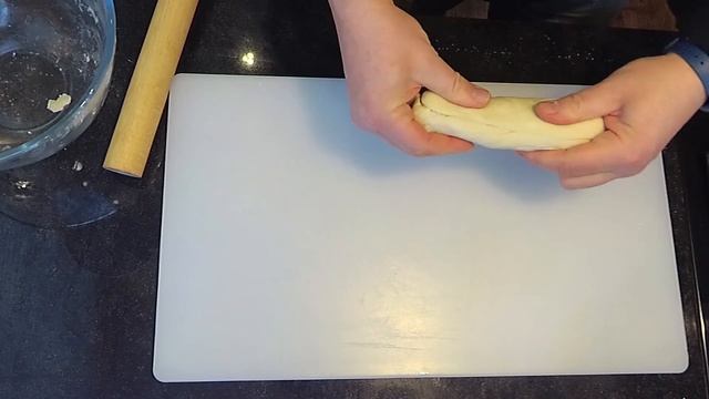 Индийские лепешки Пури.  Готовятся во фритюре. Вкусно и просто!