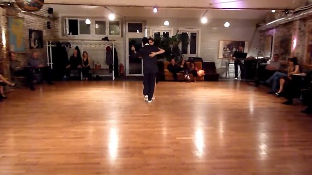 MONA-LISA&RAPHAEL3 (Milonga Brava CANARO) смотреть онлайн