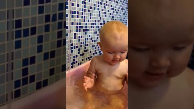 Как надо принимать ванну смотреть онлайн