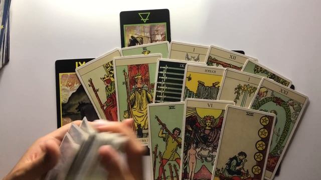 Что ждет до конца лета( любовь, финансы, состояние) 4 королевы смотреть онлайн