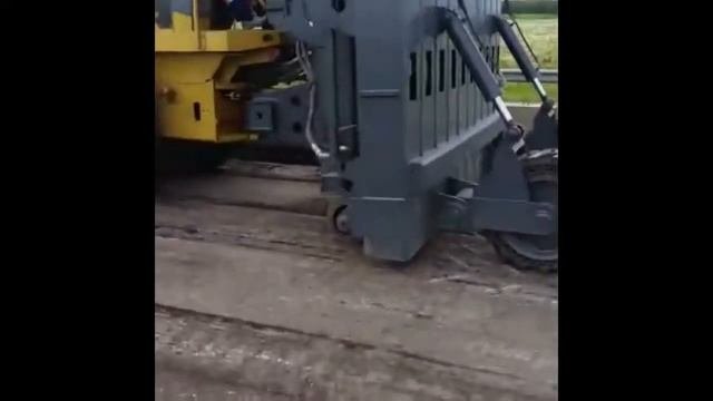 Ударная деструктуризация цементно-бетонных покрытий