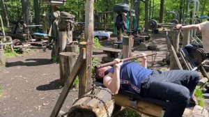 КАЧАЛКА В ЛЕСУ | ТРЕНИРУЕМСЯ В СПОРТЗАЛЕ В ЛЕСУ #спортзал #тренировка