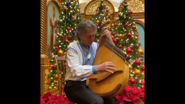 Щедрик у виконанні Остапа Стахіва, бандура / «Carol of the Bells” смотреть онлайн