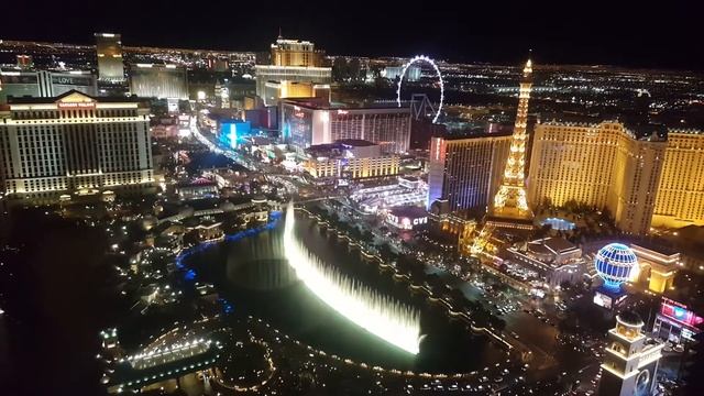 Свето-музыкальный фонтан ночью, Лас Вегас смотреть онлайн