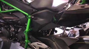 [Докатились!] Обзор Kawasaki H2. Космолет..