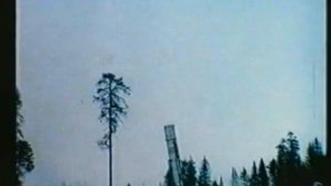 Как в СССР,создали поезд .Который мог стрелять ЯДЕРНЫМИ РАКЕТАМИ ..
