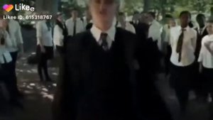 Его походка лучше всякой модели😂😂😂