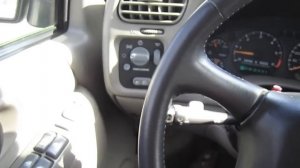 2004 CHEVROLET BLAZER 4.3L V6 Walk Around tour by Automotive Review