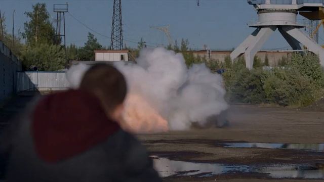 Тысяча дешевых зажигалок (18+) - трейлер. С 1 7 ноября (720p).mp4 смотреть онлайн