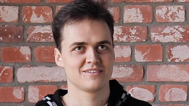 Парни угадывают женские штучки