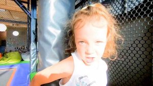 Короче говоря, ПРЯТКИ в ТУАЛЕТЕ! Куда ПРОПАЛИ Марк и Чебурек?