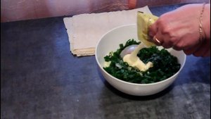 лаваш с яйцом и зеленым луком