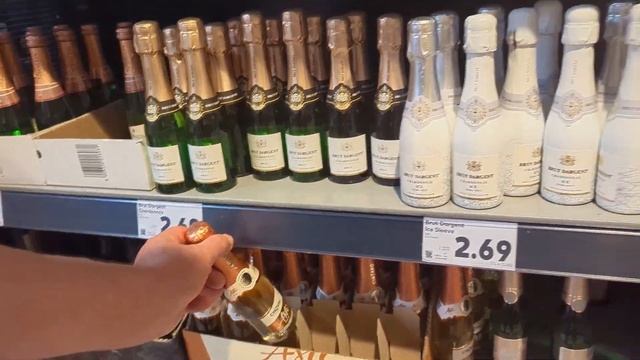 Магазин для бедных в Германии/ поздние переселенцы/