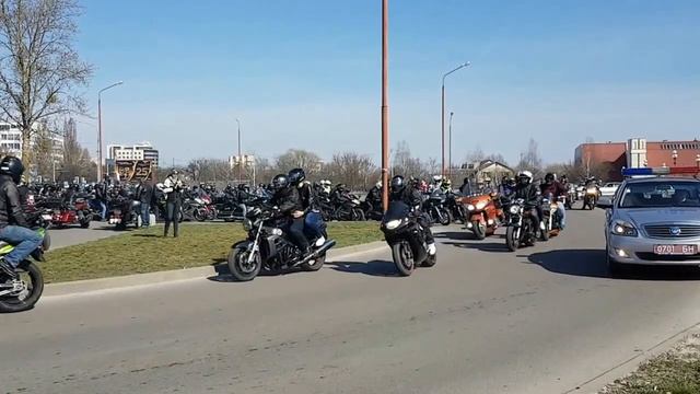 Брест Открытие мотосезона 2017 - проезд колонны байкеров смотреть онлайн