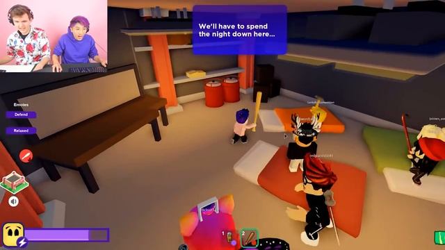 Can You Beat This Scary ROBLOX GAME!? (BREAK IN) смотреть онлайн