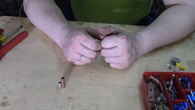 Разные соединения проводов!