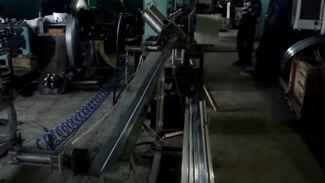 Линия для П и Z профилей (подфасадная система) смотреть онлайн