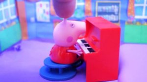 Мультик из игрушек Свинка Пиги от Comic Like - Игра на пианино