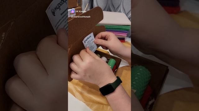 Упаковка свечей из вощины.